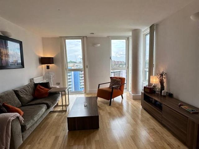 Room for rent in London Borough of Lewisham, Deptford