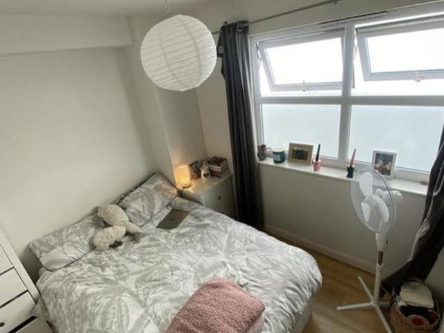 Room for rent in Shacklewell, Greater London