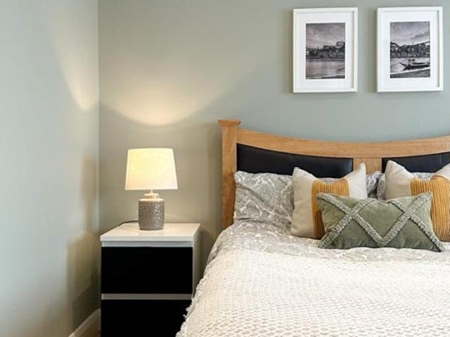 Room for rent in London Borough of Ealing, Greater London