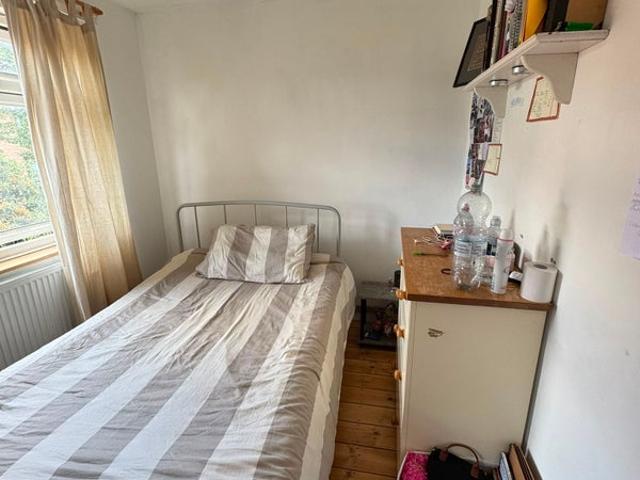 Room for rent in Shacklewell, Greater London