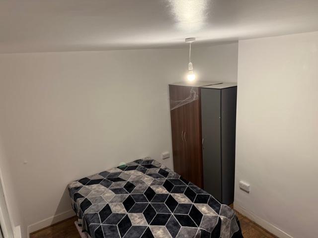 Room for rent in Upton Park, Greater London