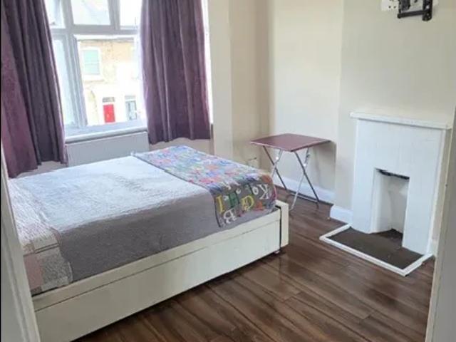 Room for rent in London Borough of Lewisham, New Cross