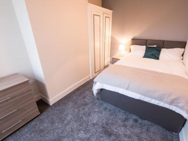 Room for rent in Midway, Kent