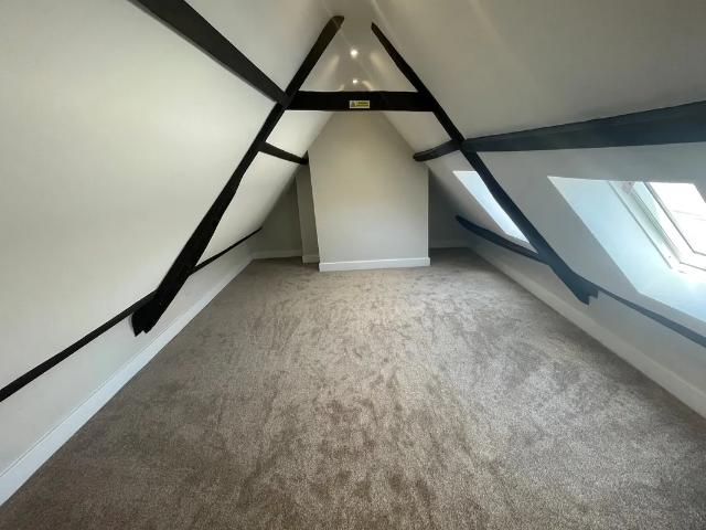 Room for rent in Highworth, Swindon