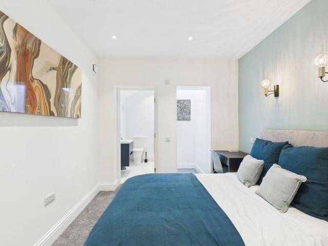Room for rent in Yeovil, Somerset