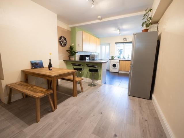 Room for rent in Haddon, East Midlands