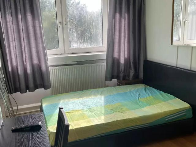Room for rent in Roehampton, Greater London