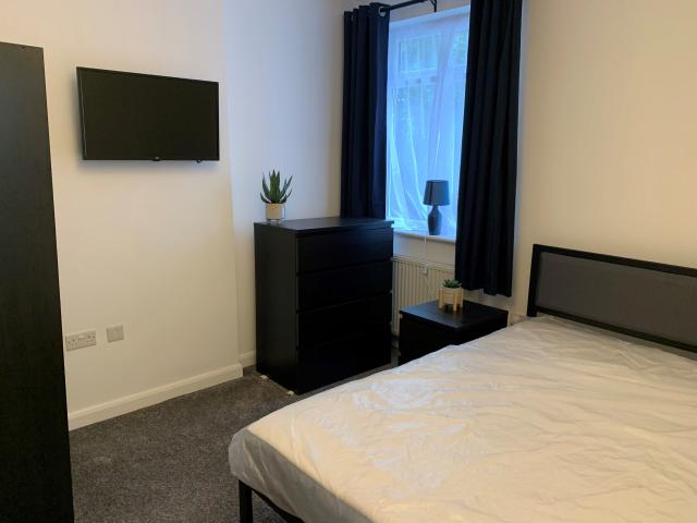 Room for rent in Potters Corner, East Midlands