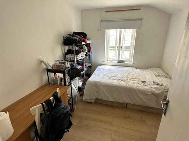 Room for rent in Brook Green, Greater London