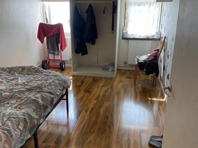 Room for rent in Mill Meads, Greater London