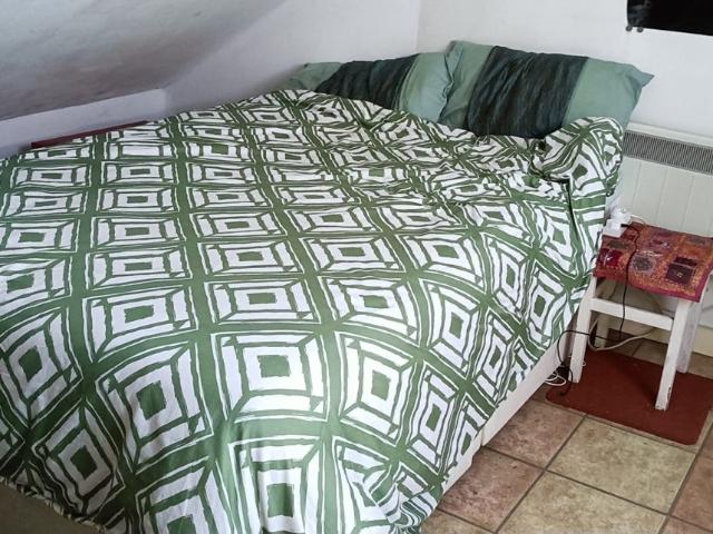 Room for rent in Woodford Bridge, Greater London