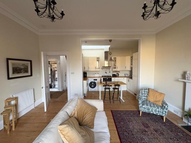 Room for rent in Newington, Scotland