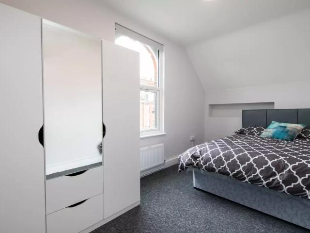 Flat for rent in Stockwell, Greater London