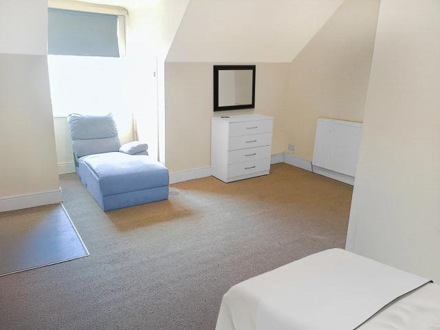 Room for rent in Gravelly Hill, West Midlands
