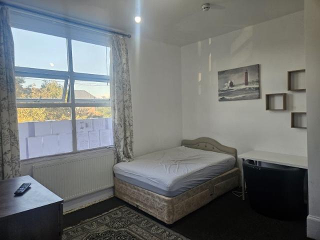 Room for rent in Read Street Industrial Estate, Coventry