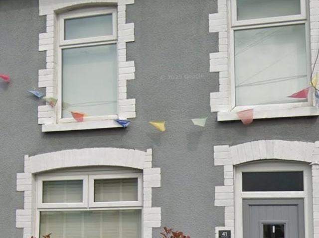 Room for rent in Brynna, Wales