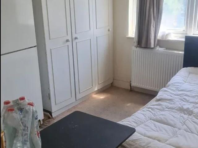Room for rent in New Eltham, Greater London