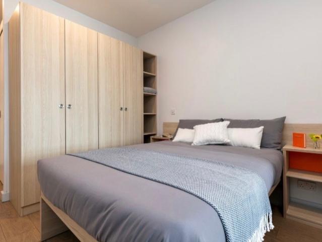Flat for rent in Portsea, City Of Portsmouth