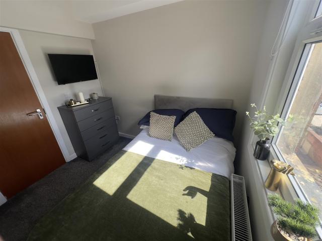 Room for rent in Potters Corner, East Midlands