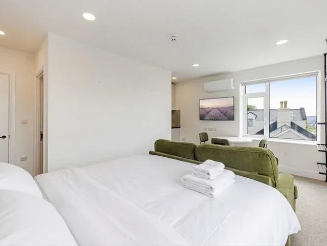 Room for rent in Upton, Babbacombe