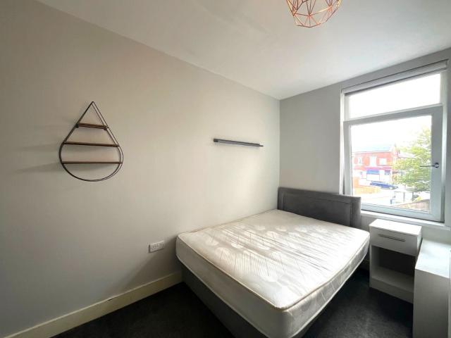 Room for rent in City Centre, Doncaster