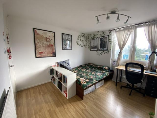 Room for rent in Old Ford, Greater London