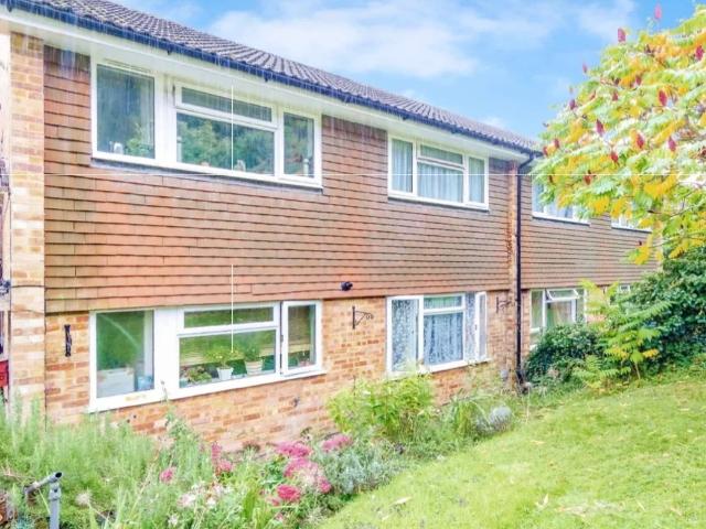 Room for rent in Hillview, Surrey