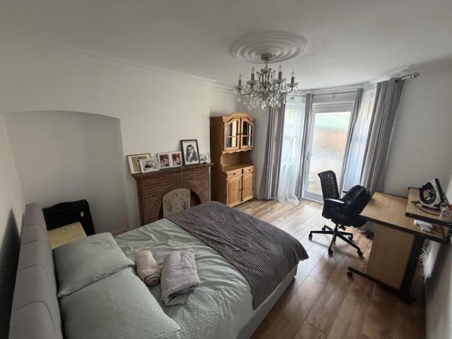 Room for rent in Edmonton, Greater London