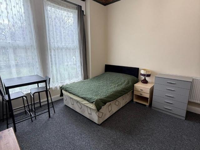 Room for rent in New Ferry, Wirral