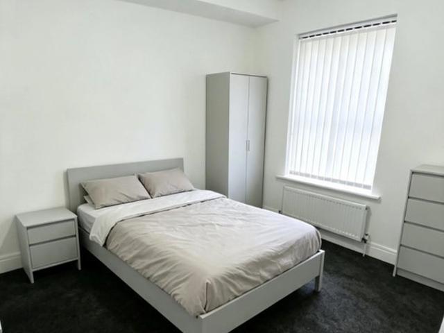 Room for rent in Stock Brook, Oldham