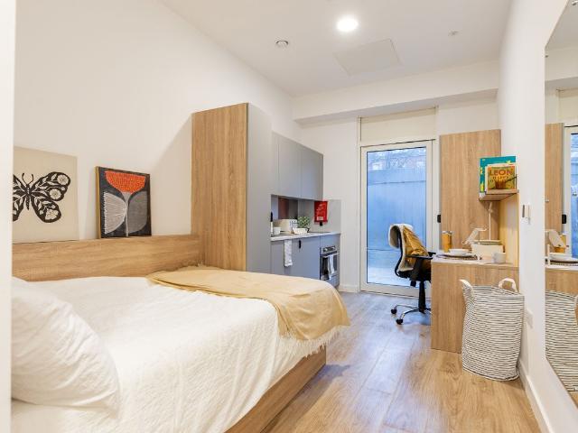Room for rent in Haddon, East Midlands