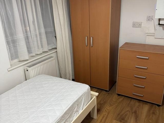 Room for rent in Slough