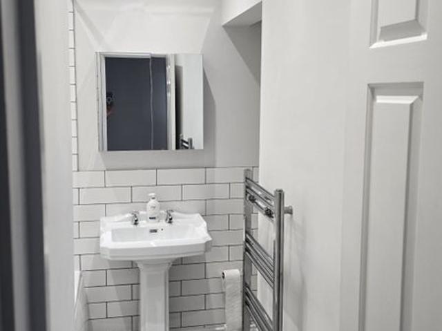 Room for rent in Catchems End, Wyre Forest