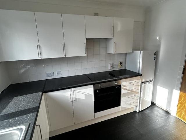 Room for rent in Milngavie, Scotland