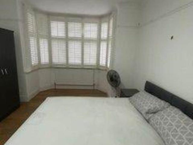 Room for rent in London Borough of Croydon, Greater London