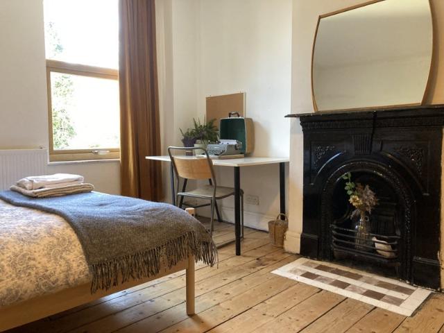 Room for rent in Calderstones