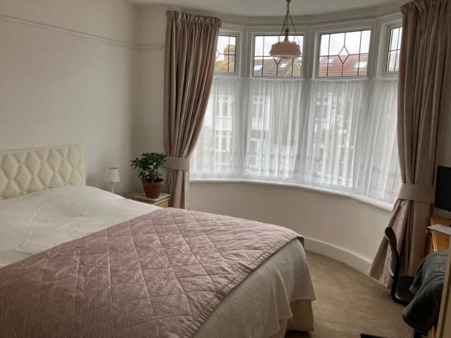 Room for rent in Highams Park, Greater London