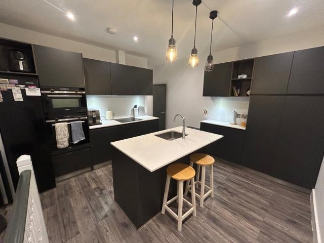 Flat for rent in London Borough of Wandsworth, Greater London