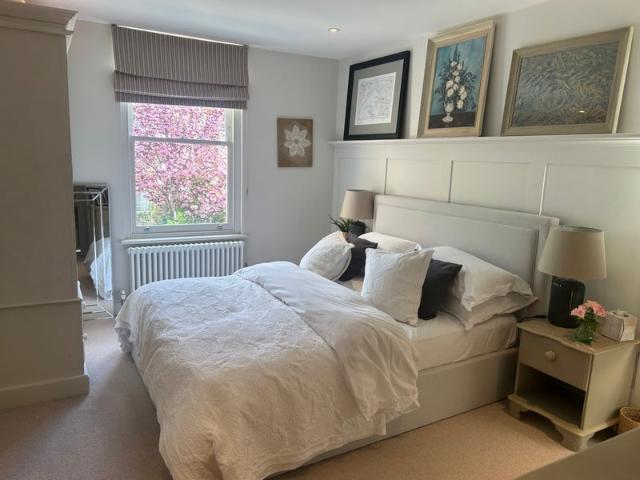 Room for rent in Earlsfield, Greater London