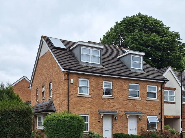 Room for rent in Slough