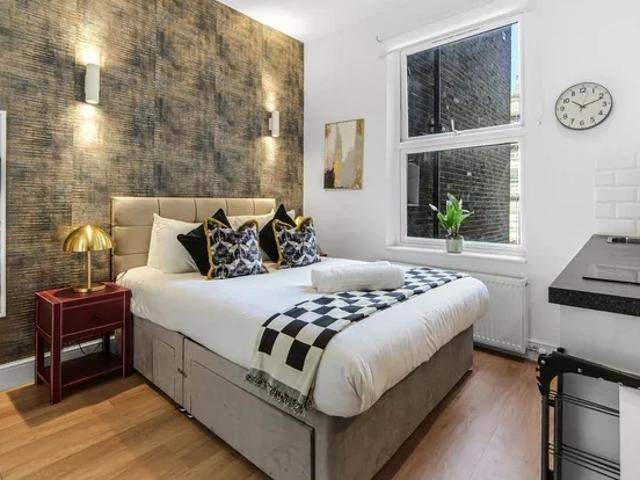 Room for rent in King's Cross, Greater London