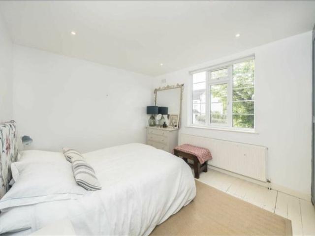 Room for rent in London Borough of Barnet, Greater London
