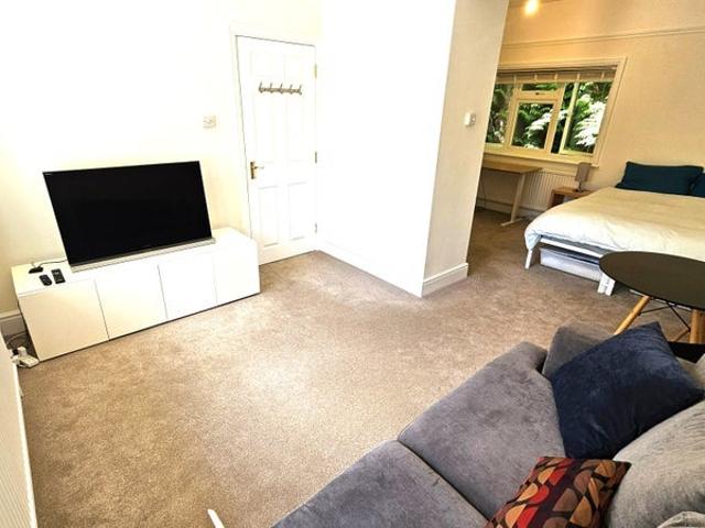 Room for rent in Talbot Village, Bournemouth