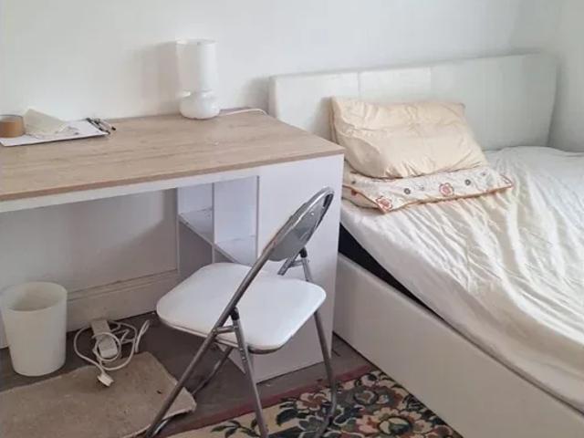 Room for rent in London Borough of Merton, Mitcham