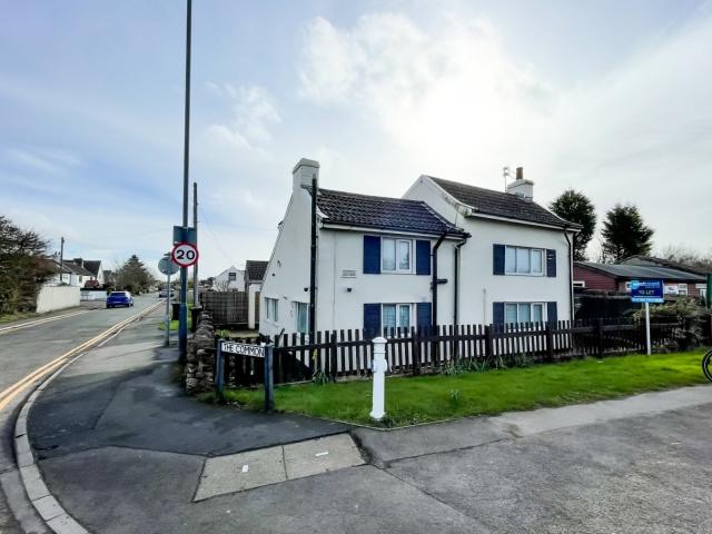 Room for rent in Stoke Lodge and The Common, Patchway
