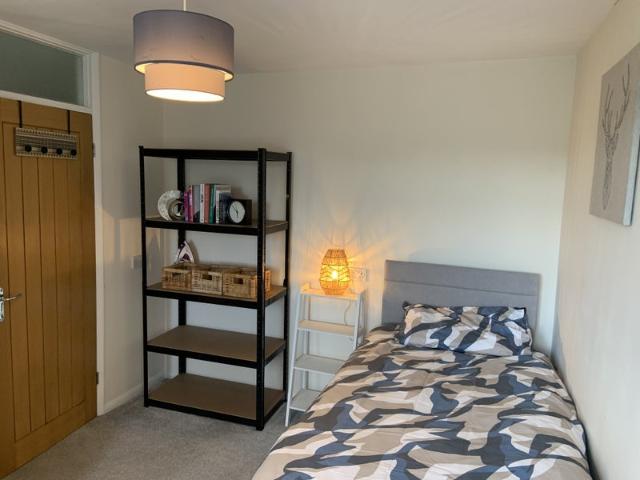 Room for rent in Highams Park, Greater London