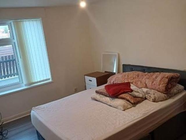 Room for rent in Dalton, Rotherham