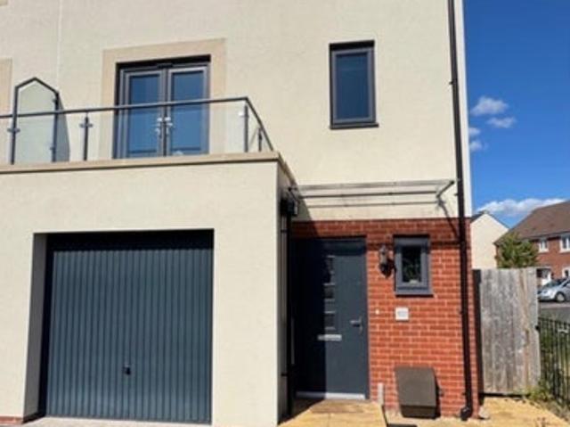 Room for rent in Frenchay, South Gloucestershire