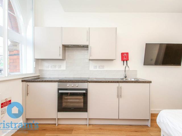 Room for rent in St Ann's, Haddon