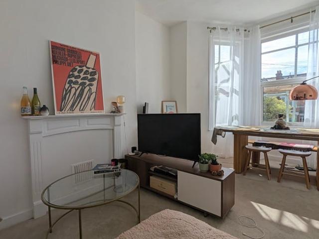 Room for rent in Tulse Hill, Greater London
